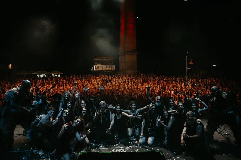 Band and Crowd Technopolis